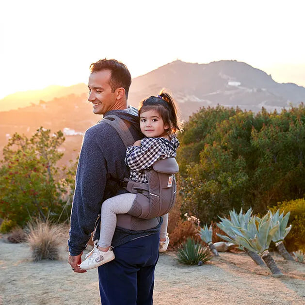 Canguru Ergobaby 4 Posições Omni 360 Air Mesh - Graphite Grey