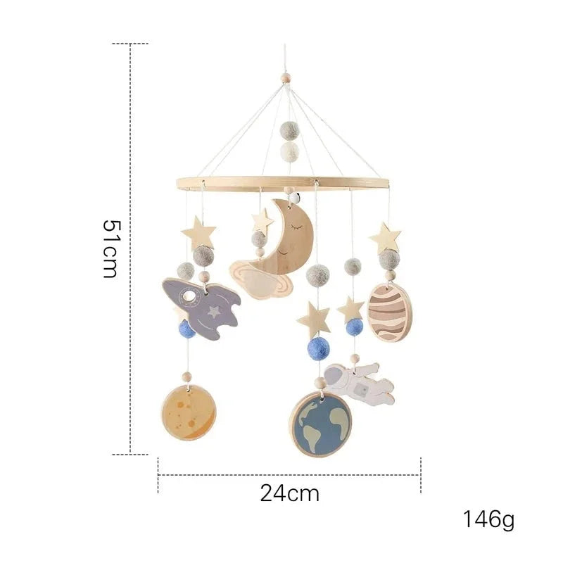 Mobile de Berço Estimulante com Chocalhos e Suporte de Madeira Ama Mamma - Ama Mamma