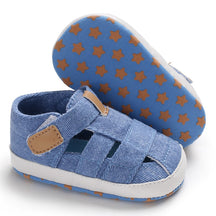 Sapatinho Infantil Bebê Tirinhas - Ama Mamma