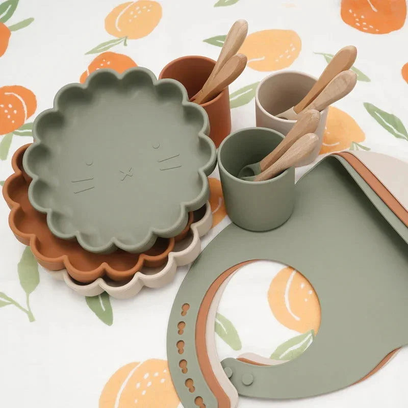 Conjunto Prático de Prato Antiderrapante e Talheres de Silicone Ama Mamma - Ama Mamma