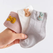Kit com 3 Pares de Meias Cartoon para Bebês Ama Mamma - Ama Mamma
