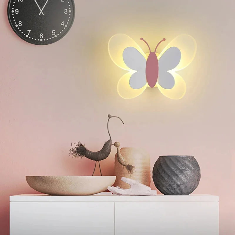 Luminária de Parede Estilo Borboleta Ama Mamma - Ama Mamma