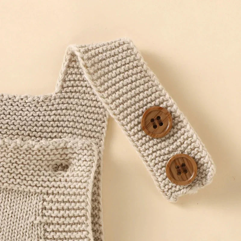 Macacão Tricot Curto com Gorro Delicado Ama Mamma - Ama Mamma