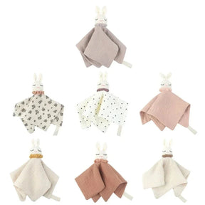 Naninha Carinhosa com Coelhinho de Crochê Ama Mamma - Ama Mamma