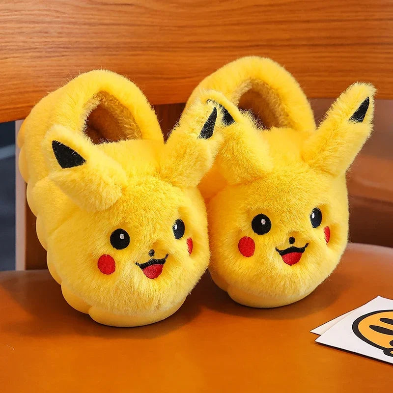 Pantufa Infantil Pikachu Pokémon Amarela