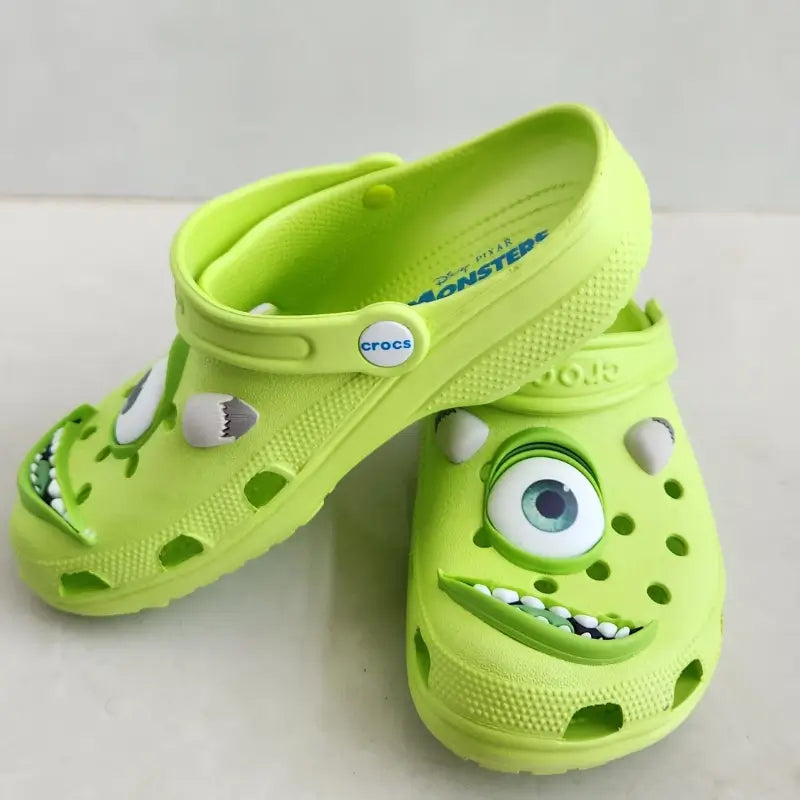 Sandália Clog Mike Wazowski Monstros SA Infantil e Adulto